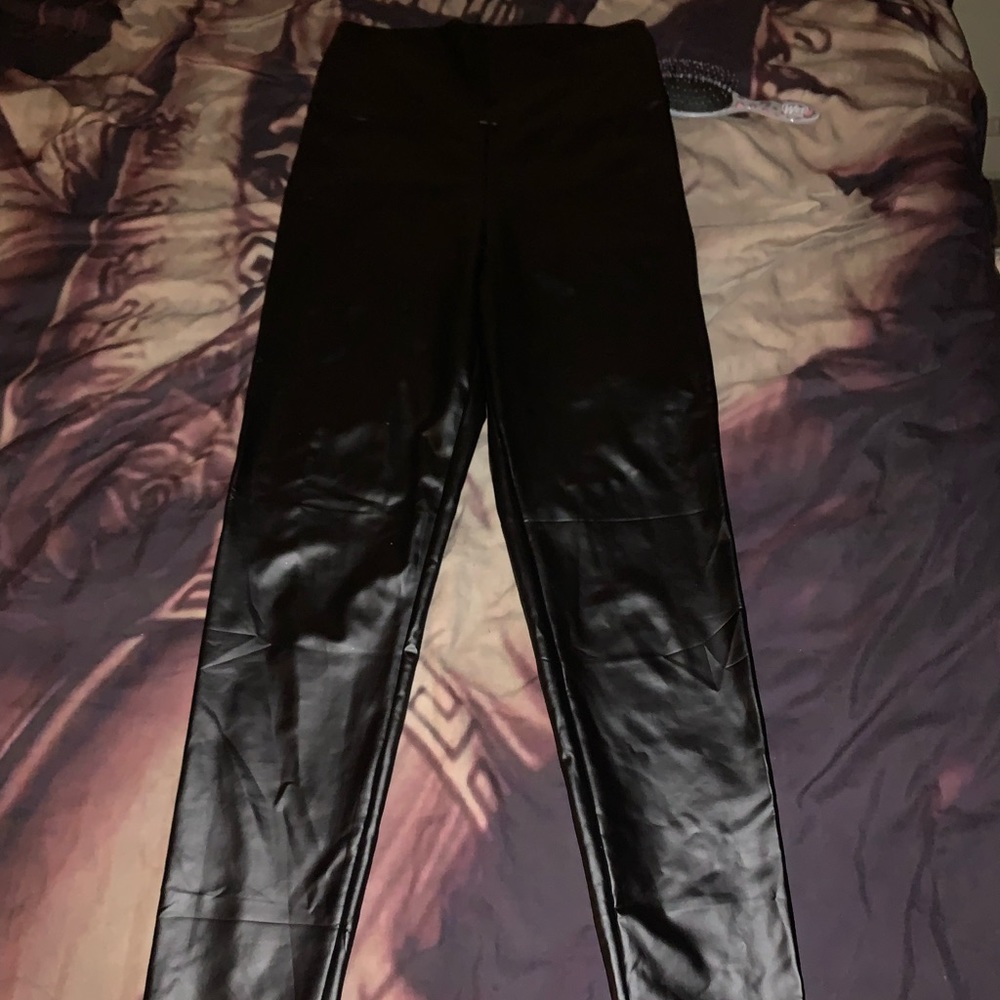Faux leather leggings
